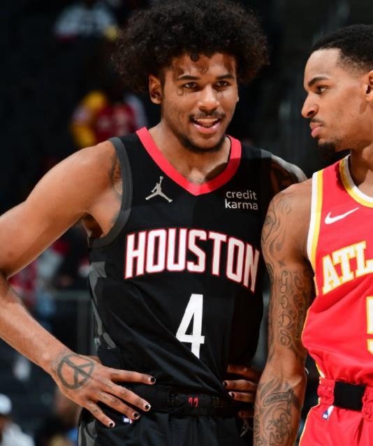 金控配资 1裁1留？火箭队离队人选有变！可留21岁前锋再试1年，斯通想通了