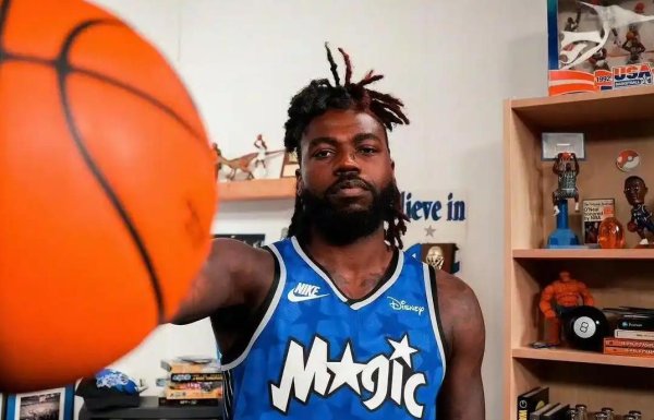 八戒策略 火箭队放弃230万后卫？后场雪上加霜，仅剩4人可用！斯通该出手了